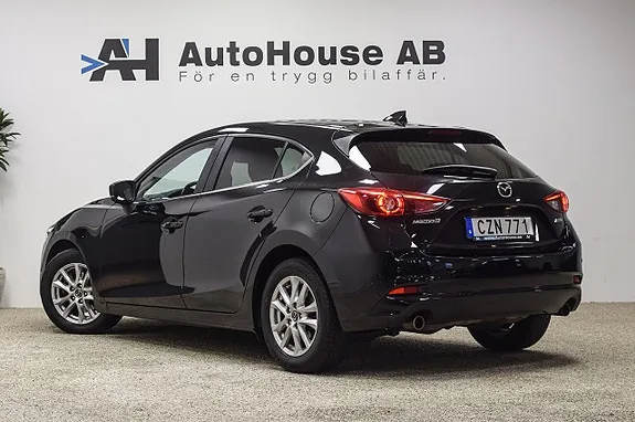 Mazda 3 2018 photo 2