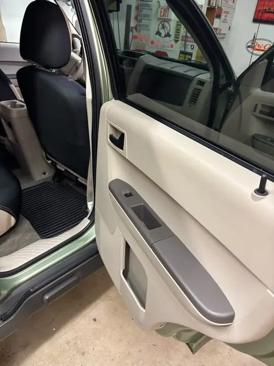 Ford Escape 2008 photo 5