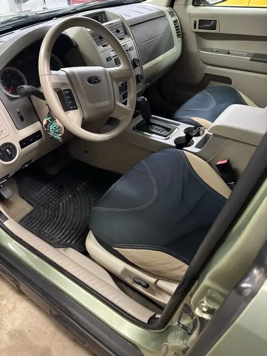 Ford Escape 2008 photo 4