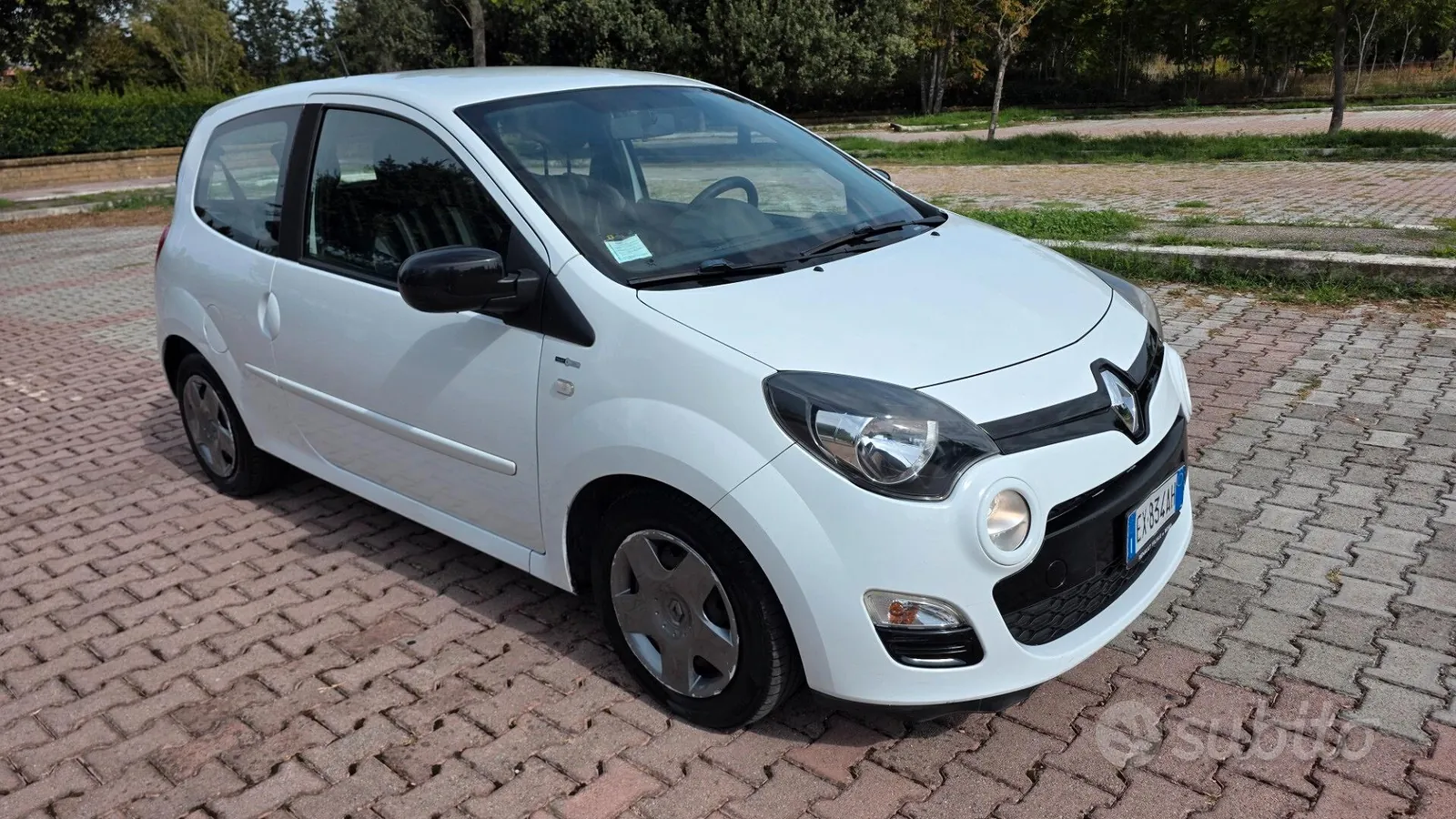 Renault Twingo 2014 photo 3
