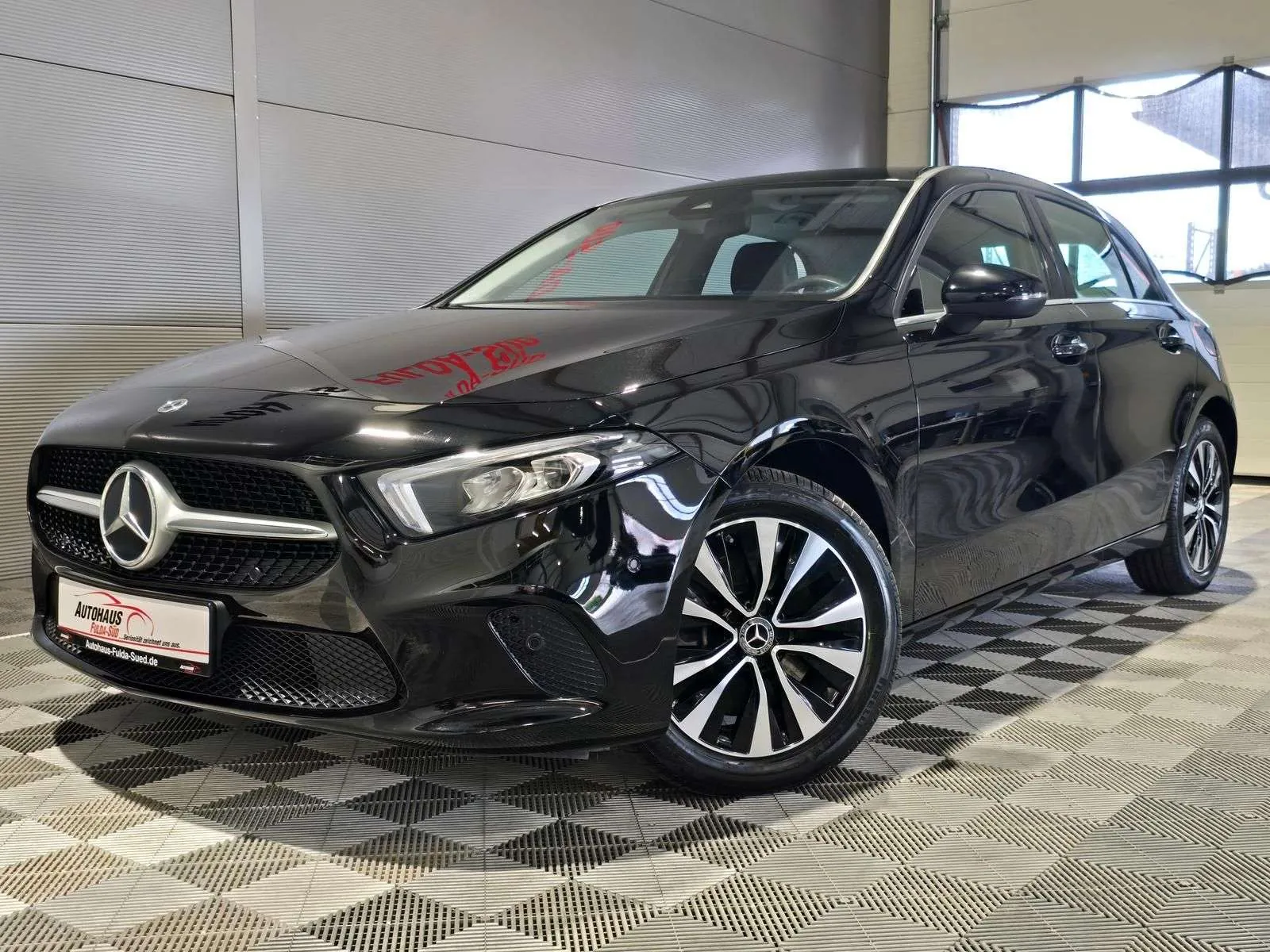 Mercedes-Benz A250E 2021 photo 5