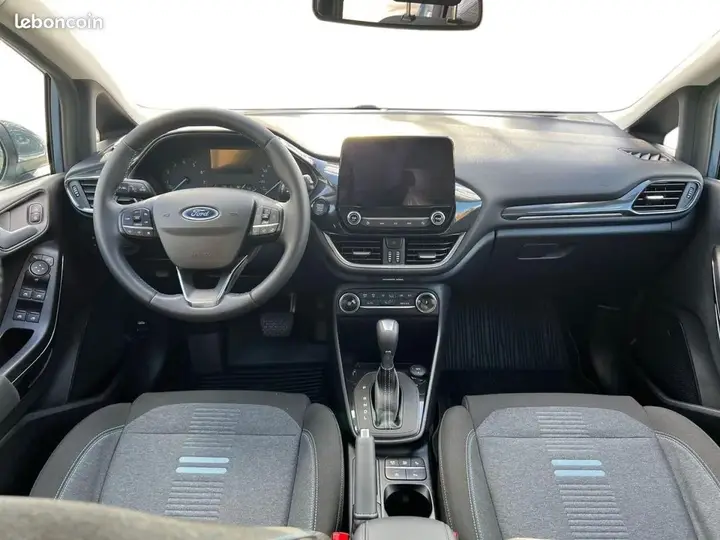 Ford Fiesta 2023 photo 2