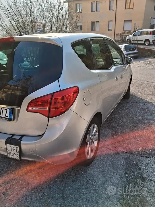 Opel Meriva 2011 photo 4