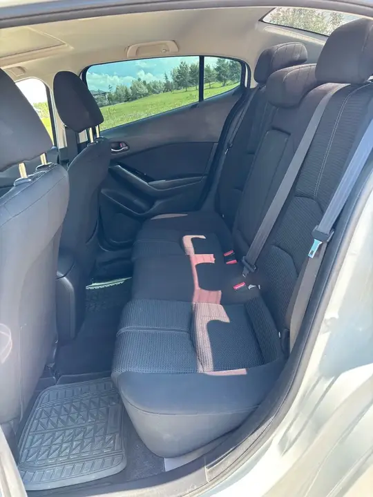 Mazda 3 2018 photo 4