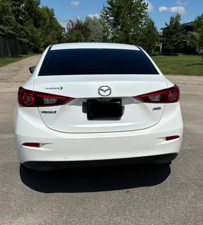 Mazda 3 2018 photo 3