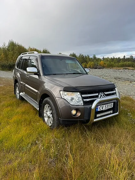 Mitsubishi Pajero 2009 photo 3