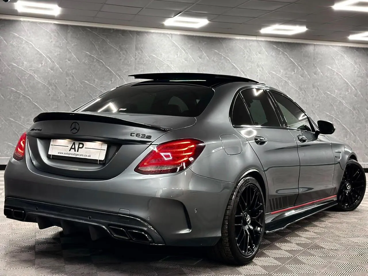 Mercedes-Benz C-Class 2016 photo 4