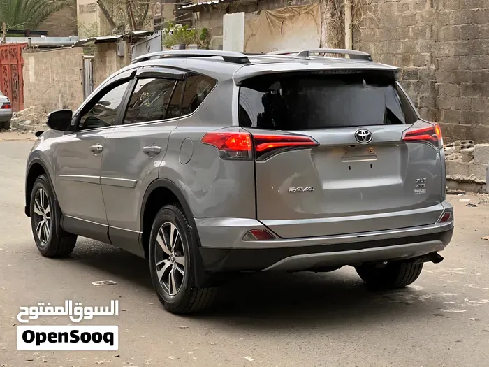Toyota Rav 4 2017 photo 3