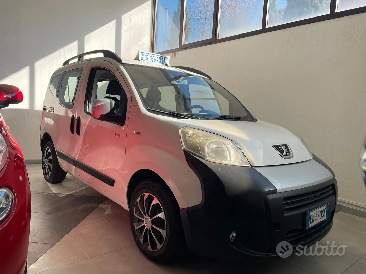 Peugeot Bipper 2012 photo 2