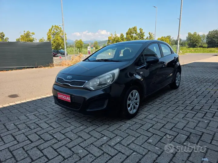 Kia Rio 2013 photo 2