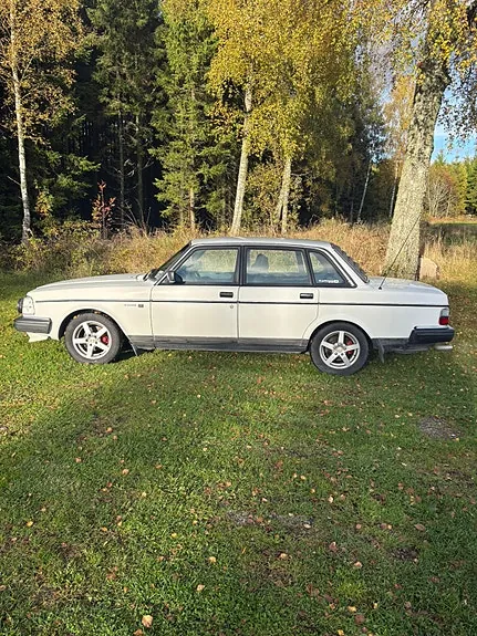 Volvo 244 1988 photo 2