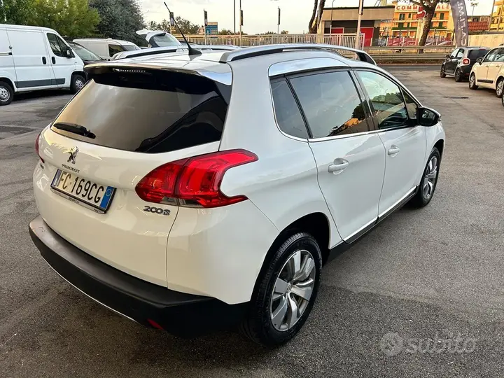 Peugeot 2008 2016 photo 4