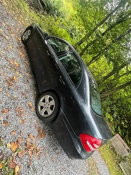 Mercedes-Benz E 200 2005 photo 4