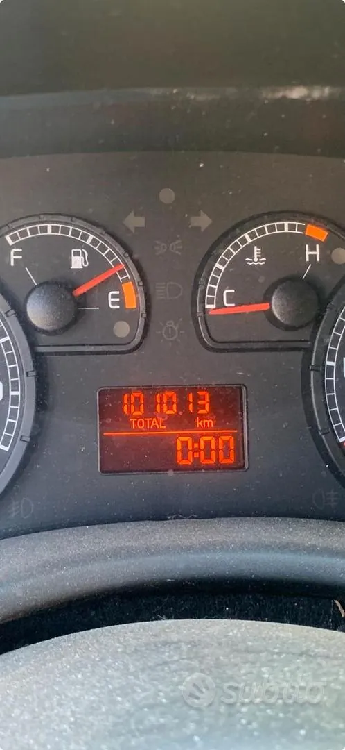Fiat Punto 2004 photo 4