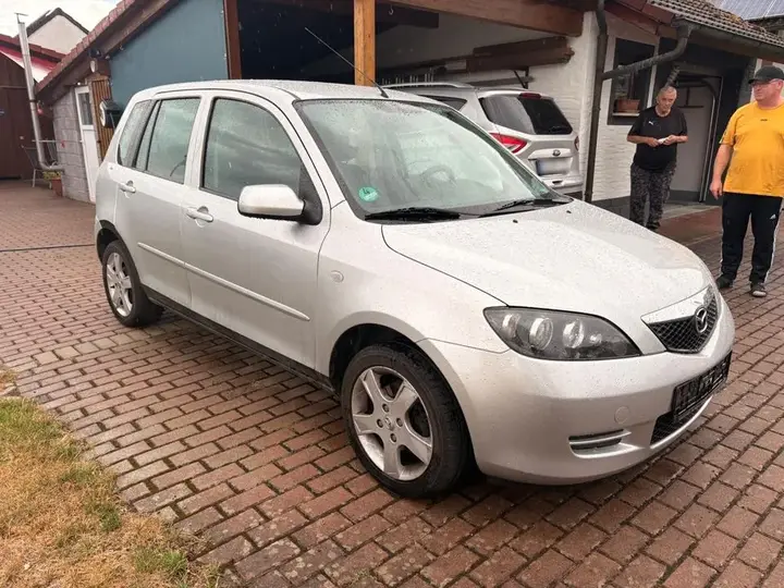 Mazda Mazda2