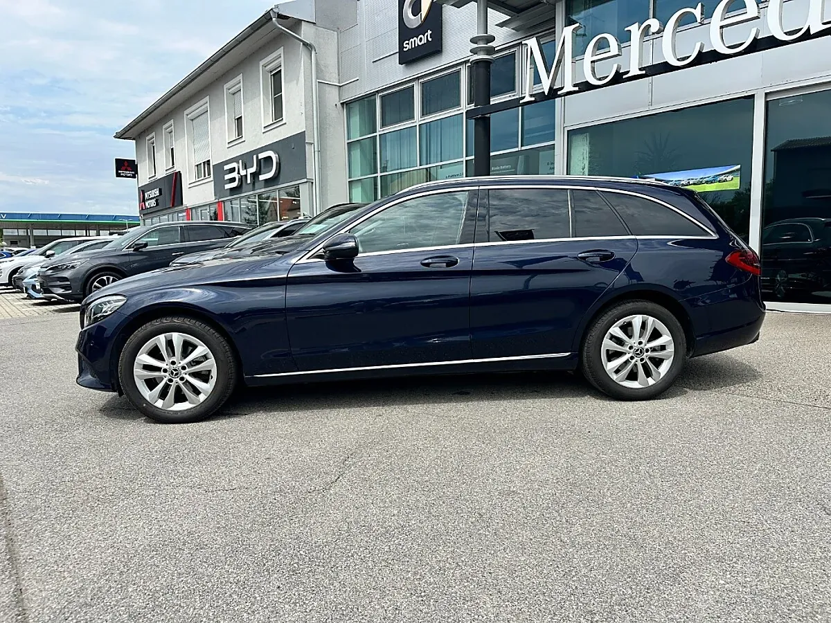 Mercedes-Benz C-Class 2019 photo 3