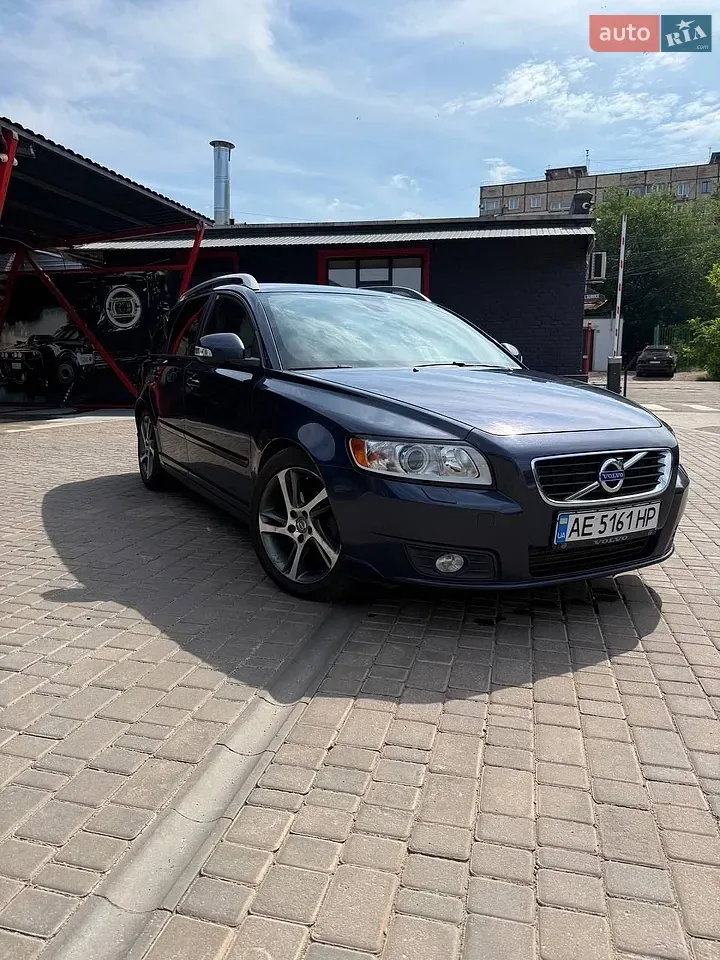 Volvo V50 2011 photo 5