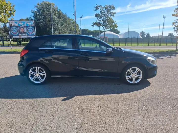 Mercedes-Benz A 180 Cdi 2015 photo 3