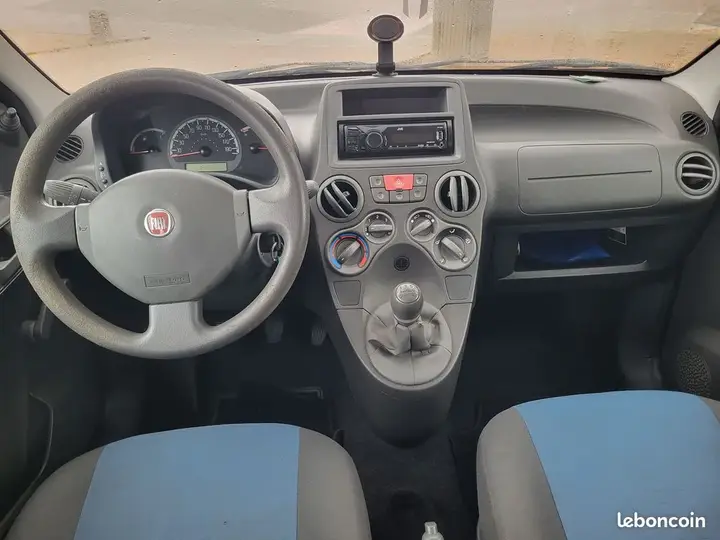 Fiat Panda 2011 photo 3