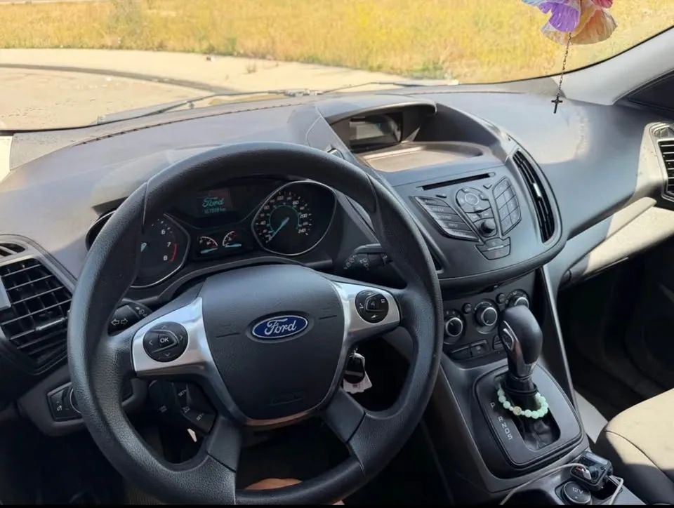 Ford Escape 2016 photo 5