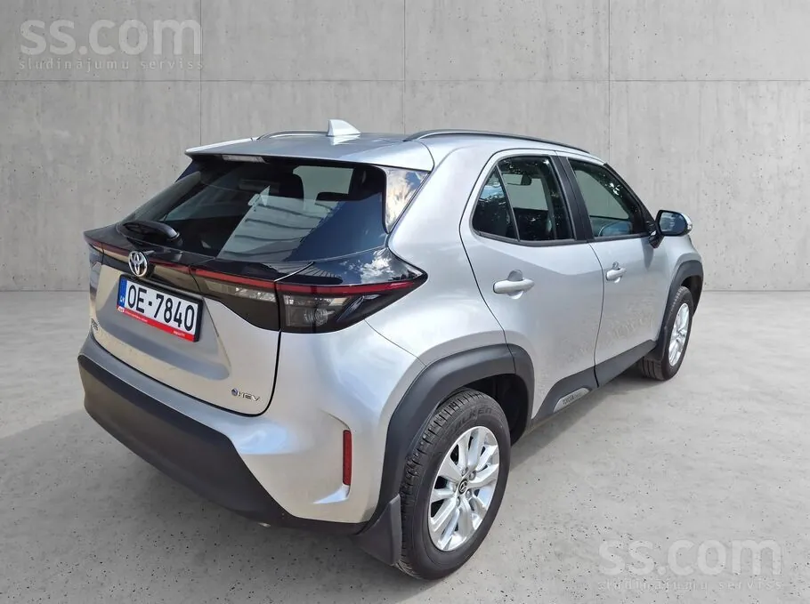 Toyota Yaris Cross 2025 photo 3