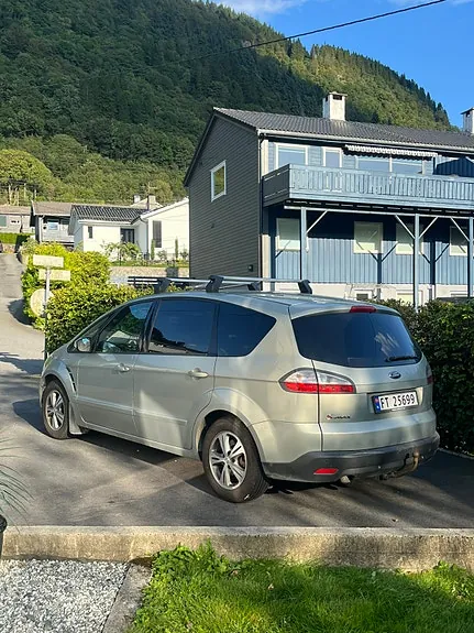 Ford S-Max 2008 photo 2