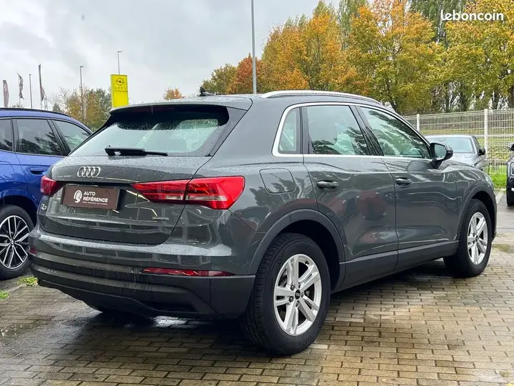 Audi Q3 2021 photo 3