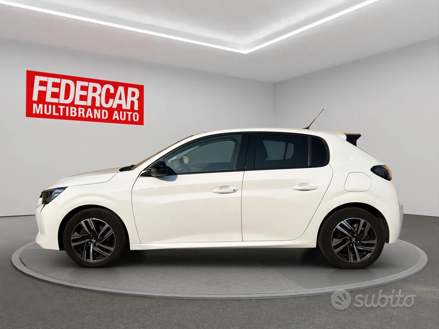 Peugeot 208 2023 photo 4