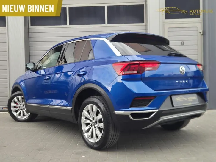 Volkswagen T-Roc 2018 photo 2
