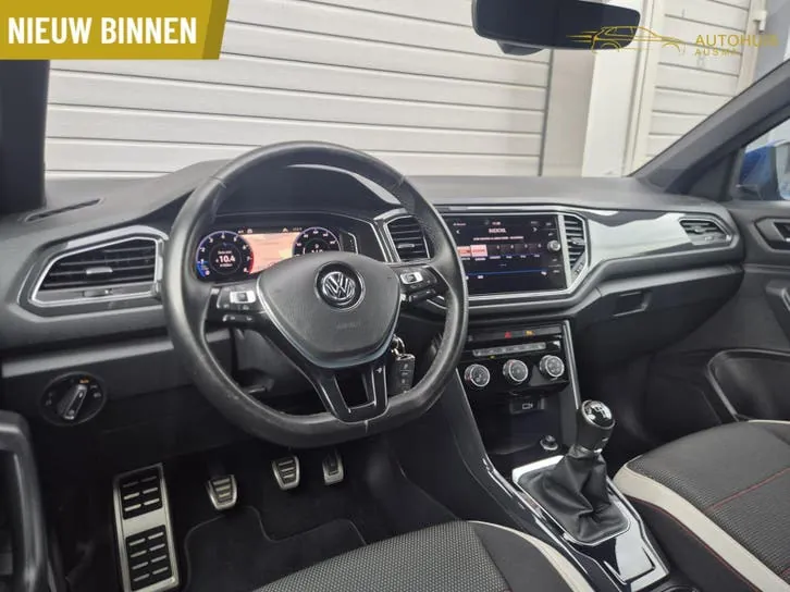 Volkswagen T-Roc 2018 photo 3