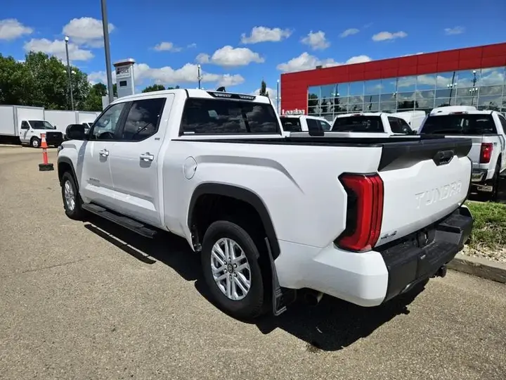 Toyota Tundra 2025 photo 3