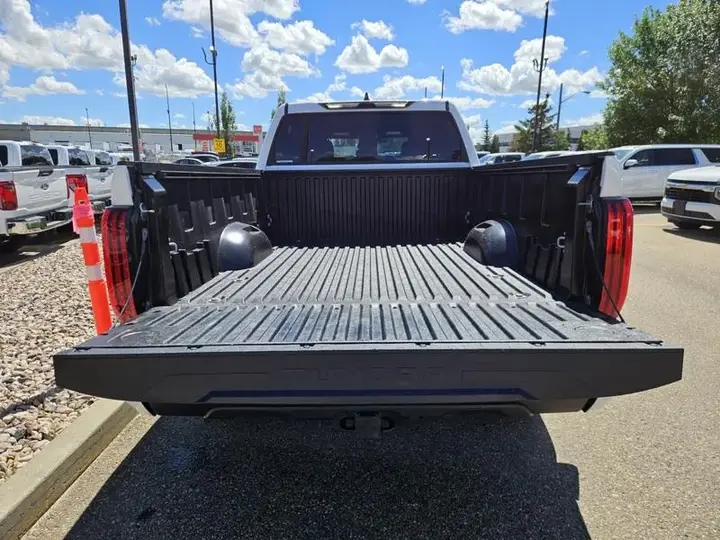 Toyota Tundra 2025 photo 5