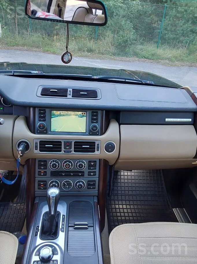 Land Rover Range Rover 2009 photo 2