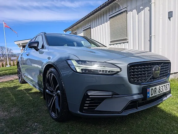 Volvo V90 2021 photo 2