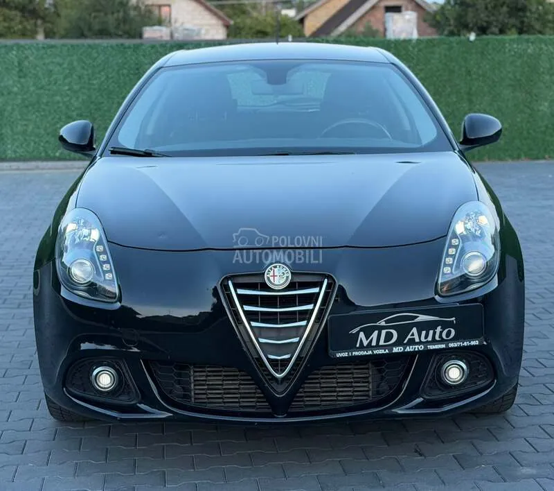 Alfa Romeo Giulietta 2014 photo 3
