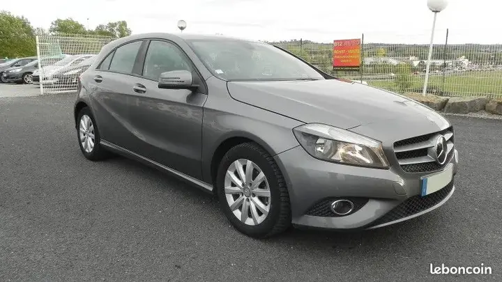 Mercedes-Benz A-Class 2014 photo 3