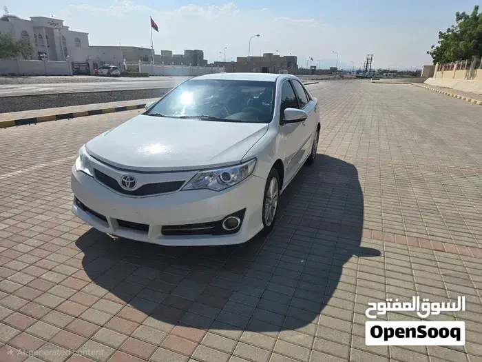 Toyota Camry 2013 photo 2