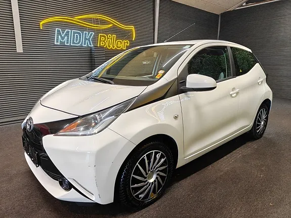 Toyota Aygo 2015 photo 2