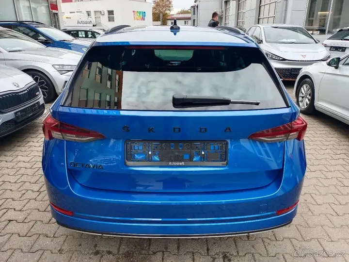 Skoda Octavia 2023 photo 5