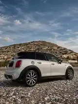 Mini Cooper S 2019 photo 5