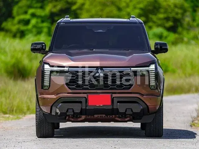Mitsubishi Pajero 2026 photo 2