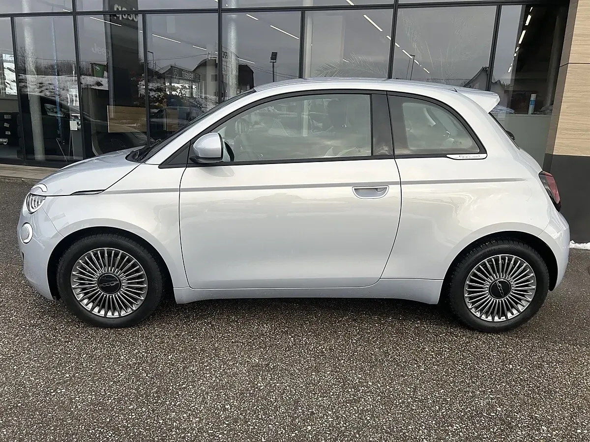 Fiat 500 2025 photo 2