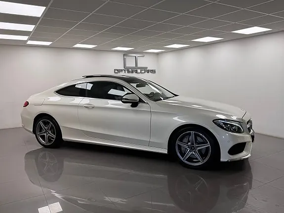 Mercedes-Benz C300 2016 photo 4