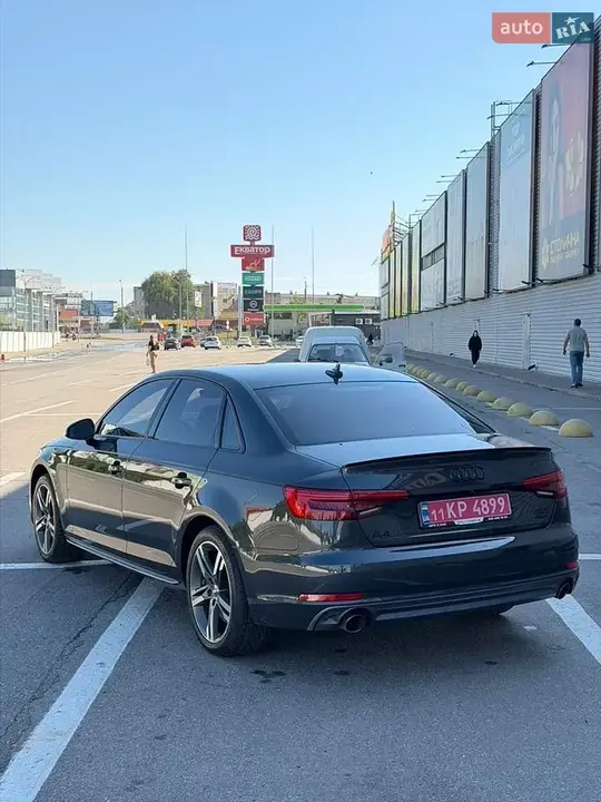 Audi A4 2016 photo 2