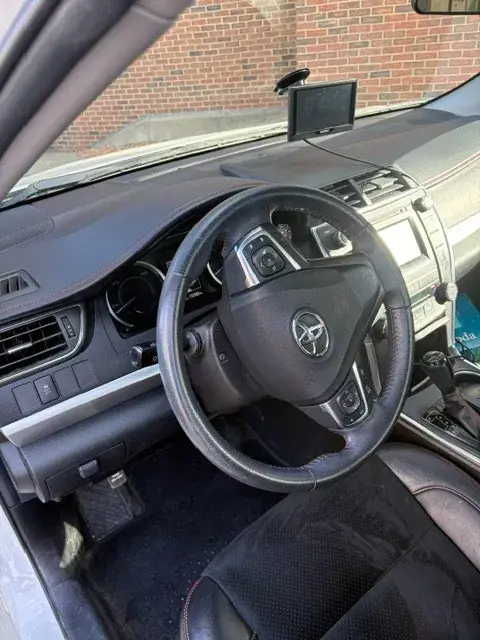 Toyota Camry 2017 photo 3