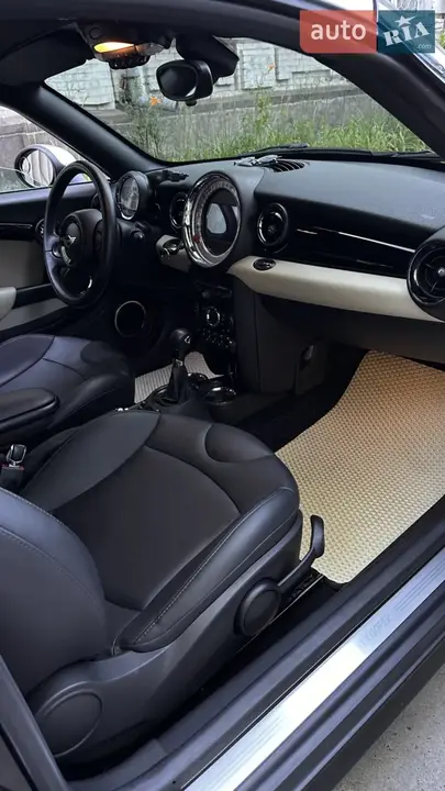 Mini Cooper 2012 photo 3