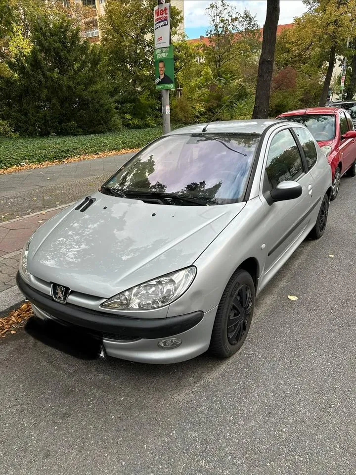 Peugeot 206