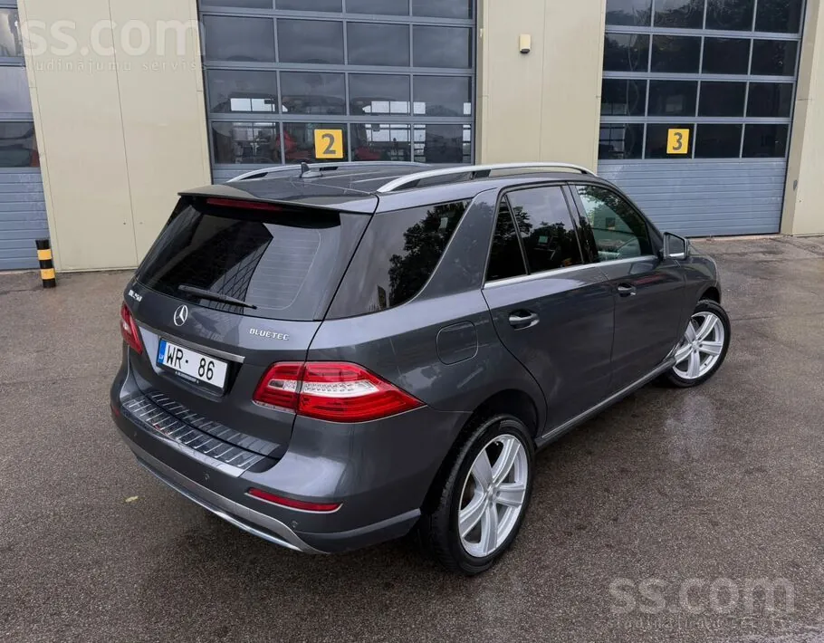 Mercedes-Benz Ml Class 2012 photo 4