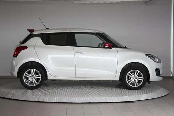 Suzuki Swift 2017 photo 4