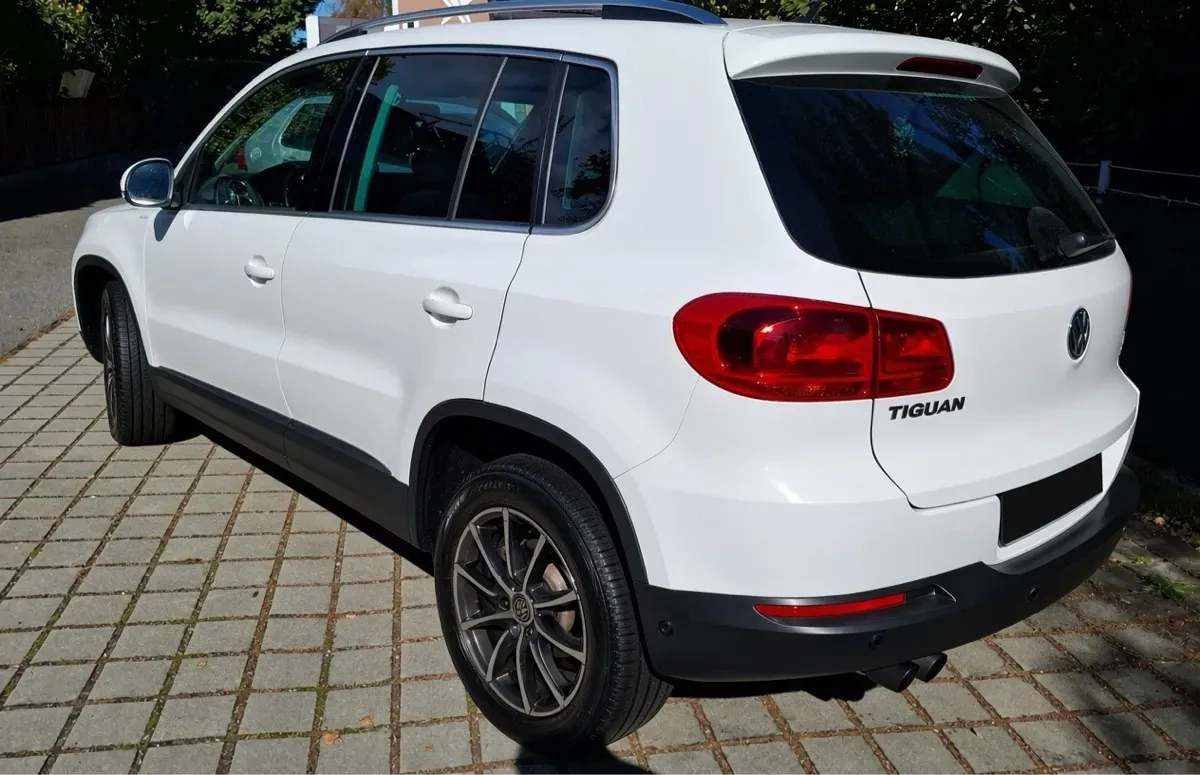 Volkswagen Tiguan 2012 photo 2